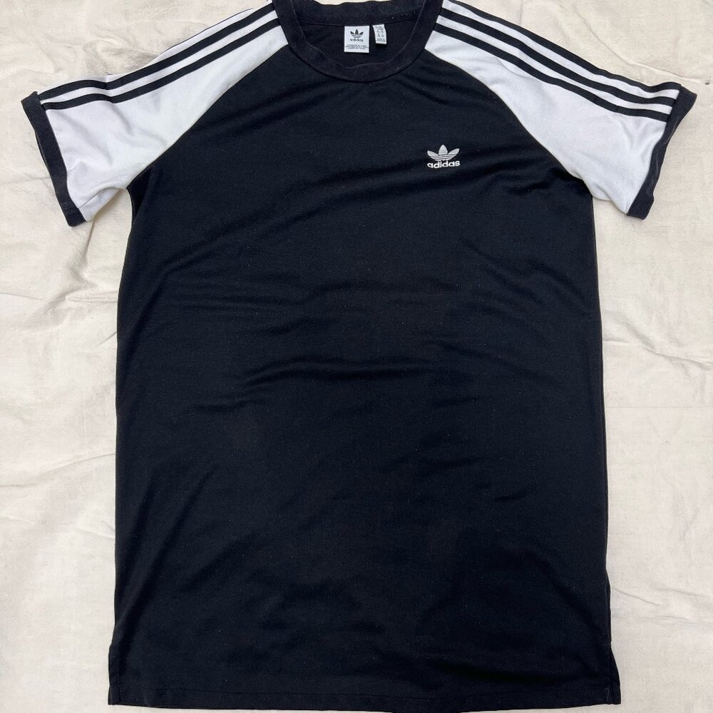Adidas Black and white T shirt dress in size XL